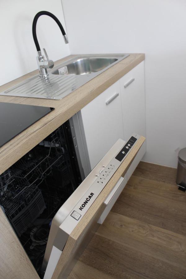 Apartman Edita Virovitica Eksteriør billede