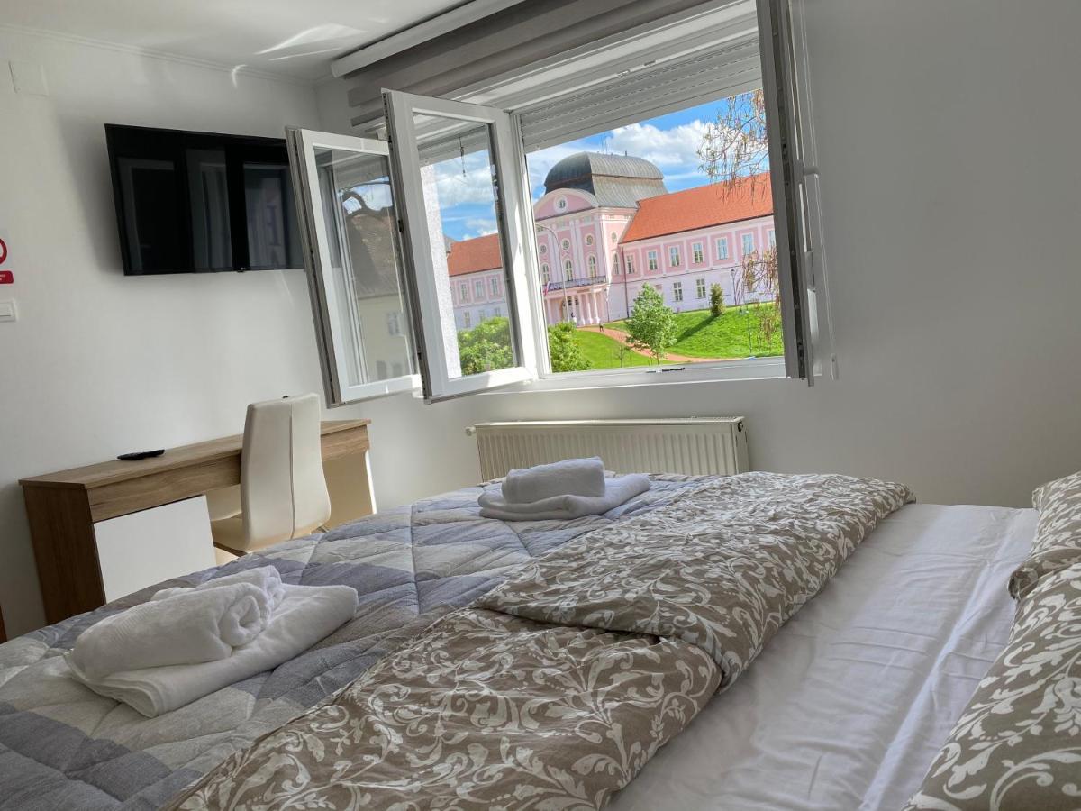 Apartman Edita Virovitica Eksteriør billede